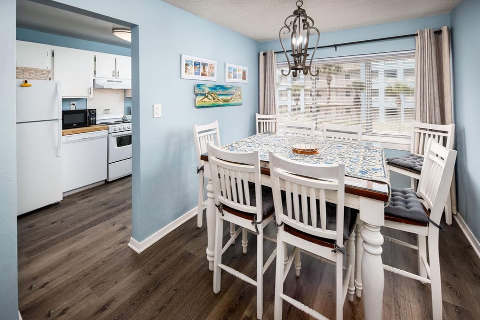 212D - 2BR/1 Bath at Seaspray Condos on Okaloosa Island, Fort Walton Beach, Fl House in Okaloosa Island