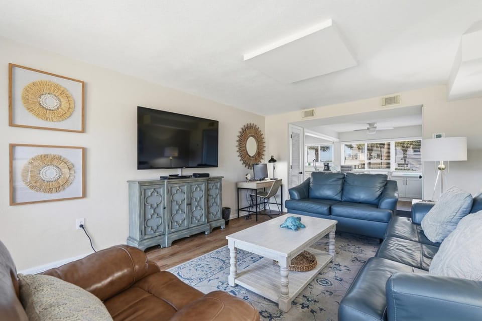 215B - 1BR/1 Bath at Seaspray Condos on Okaloosa Island, Fort Walton Beach, Fl House in Okaloosa Island