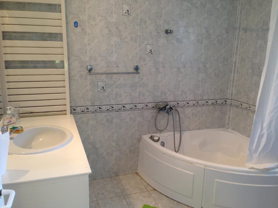 House with Garden Villa in Nea Peramos