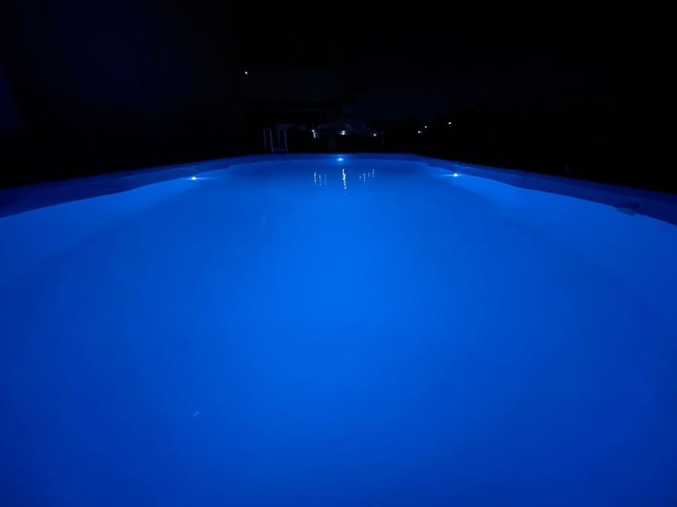 Pool view, Swimming pool, Swimming pool