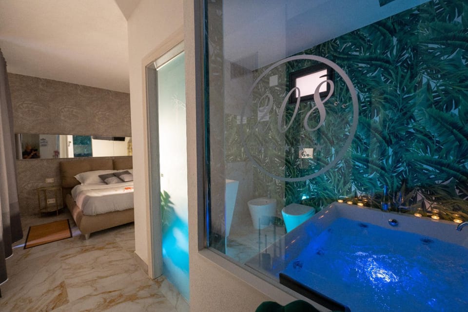 Bedroom, Bath