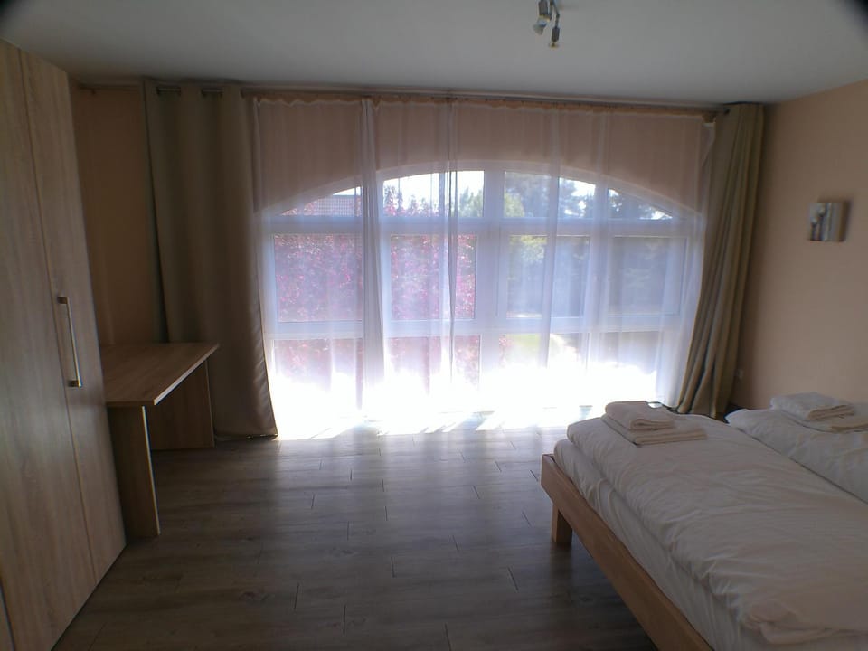 Der Landhof Weide Apartment in Mecklenburg-Vorpommern, Germany