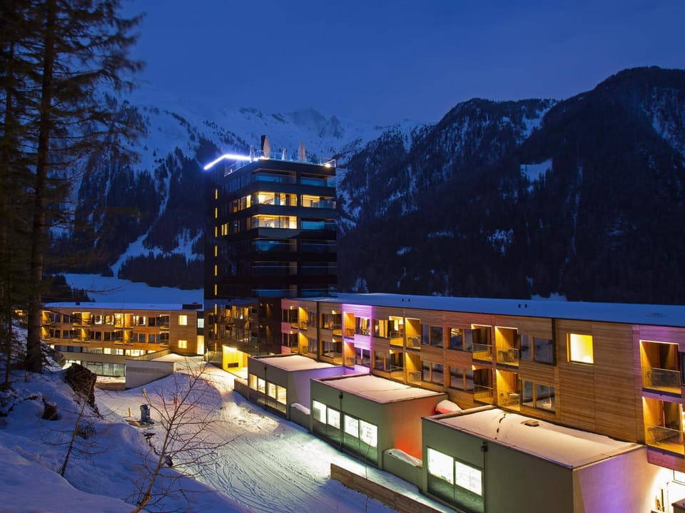Property building, Winter