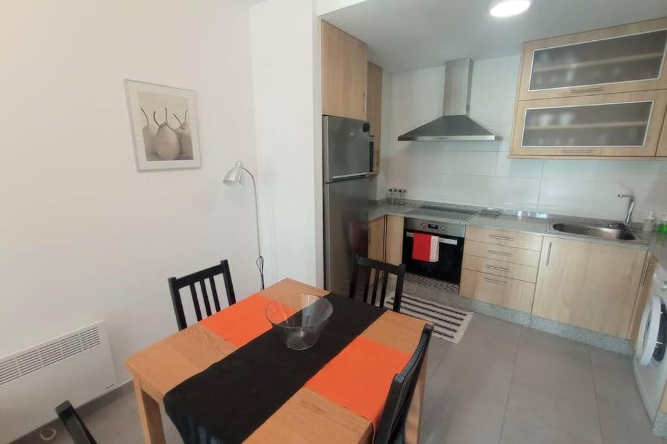 APARTAMENTO PLAYA CATEDRALES CON TERRAZA Apartment in Galicia