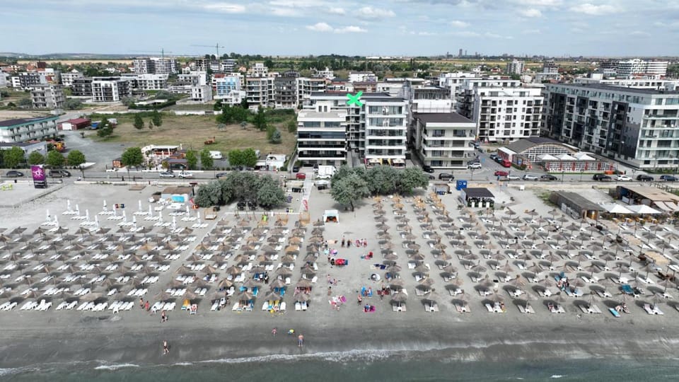 Apartamente Azra Apartment in Constanța County