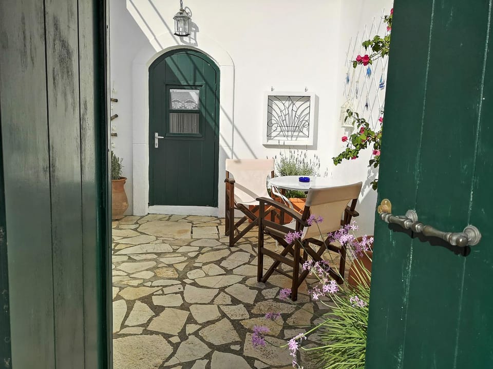 The Arch House in Islands