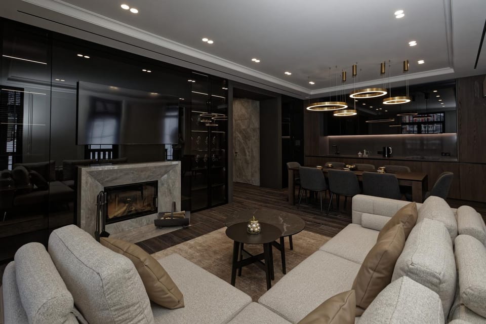 TV and multimedia, Living room, Seating area, flat iron