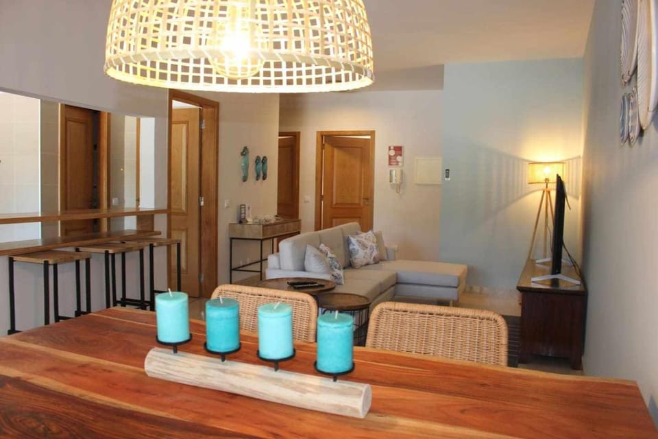 TV and multimedia, Living room, Seating area, Meals