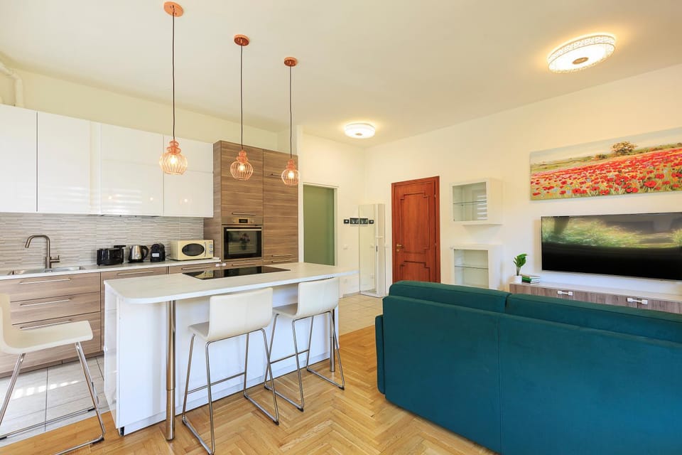 Kitchen or kitchenette, Living room, Dining area