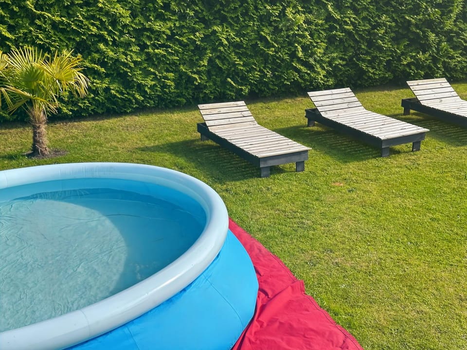 Day, Garden, Garden view, Garden view, Pool view, Swimming pool, sunbed