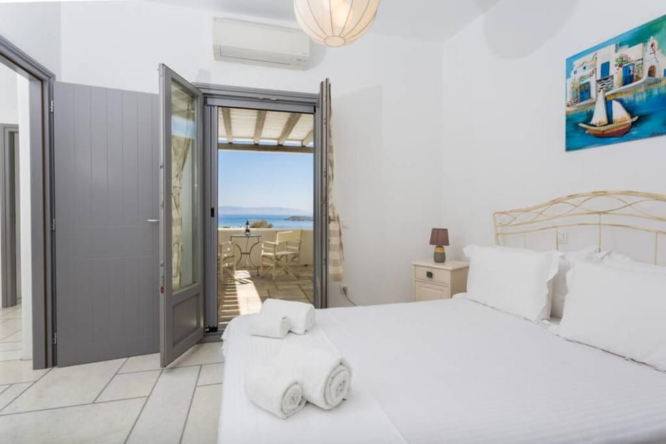 Bedroom, Sea view