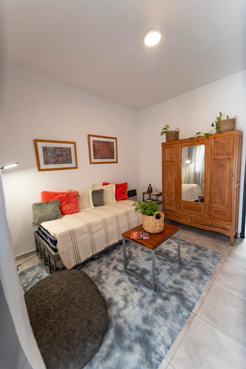 Bed, Living room, Seating area