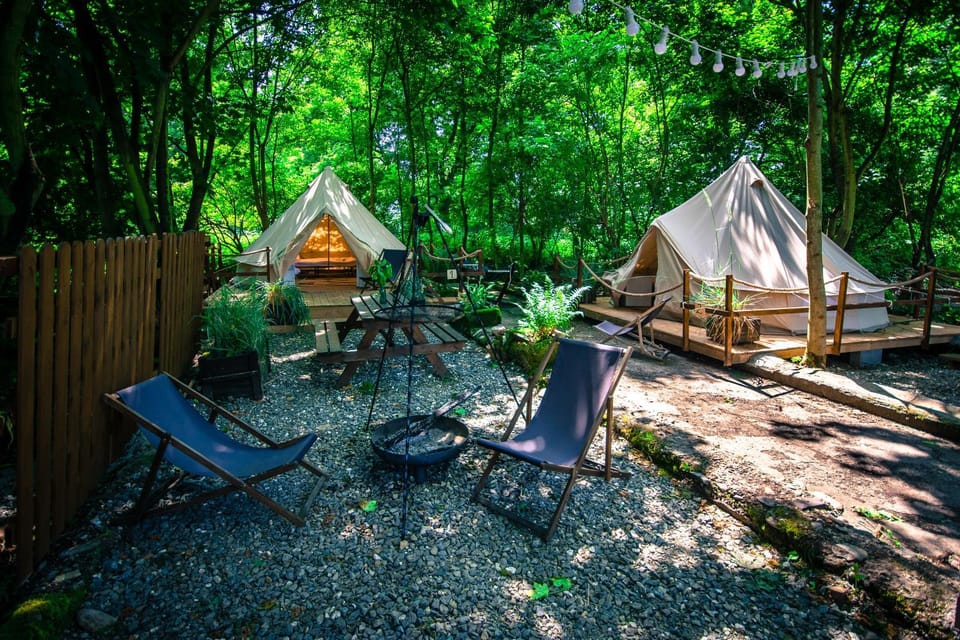 Glamping Ławica- spływy Przełomem Bardzkim Luxury tent in Lower Silesian Voivodeship