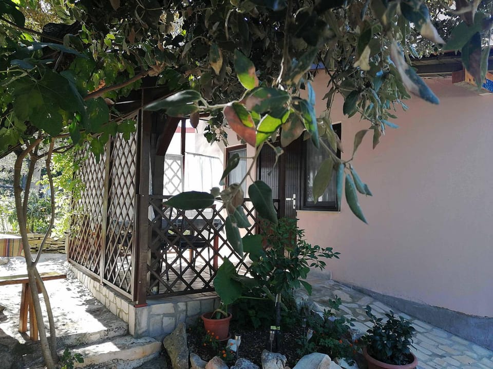 View (from property/room), Balcony/Terrace