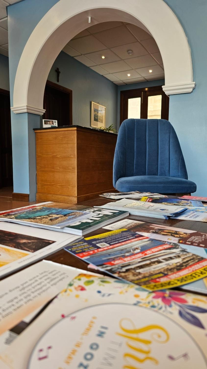 Lobby or reception, Breakfast