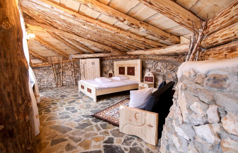 Odai din Plai Bed and Breakfast in Brașov County