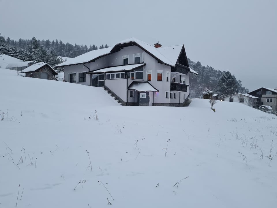 Property building, Winter
