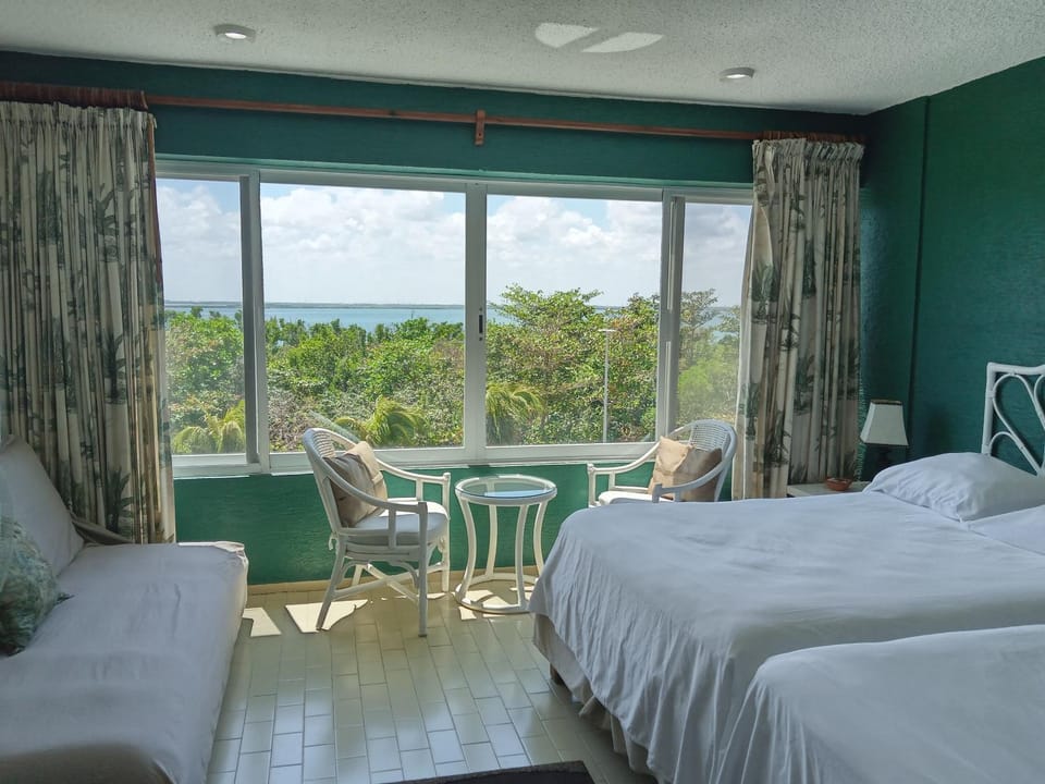 Turquise Beach Cancun Suite Apartment in Cancun