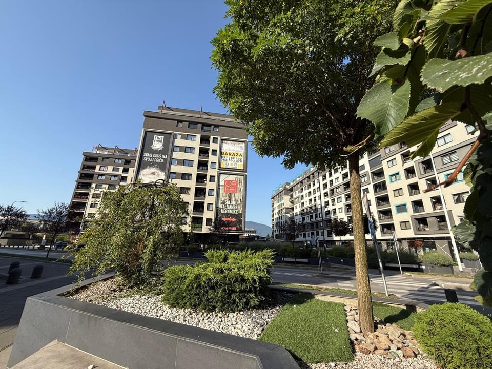 Property building, Day, Neighbourhood, Location