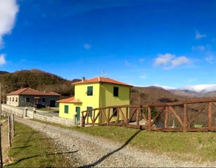 Colle del Faggio Nature Home House in Liguria