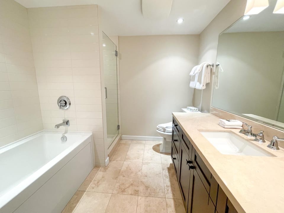 Shower, Bathroom, Bath, towels