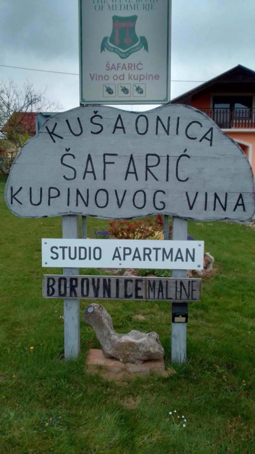 Studio apartman Šafarić Apartment in Slovenia