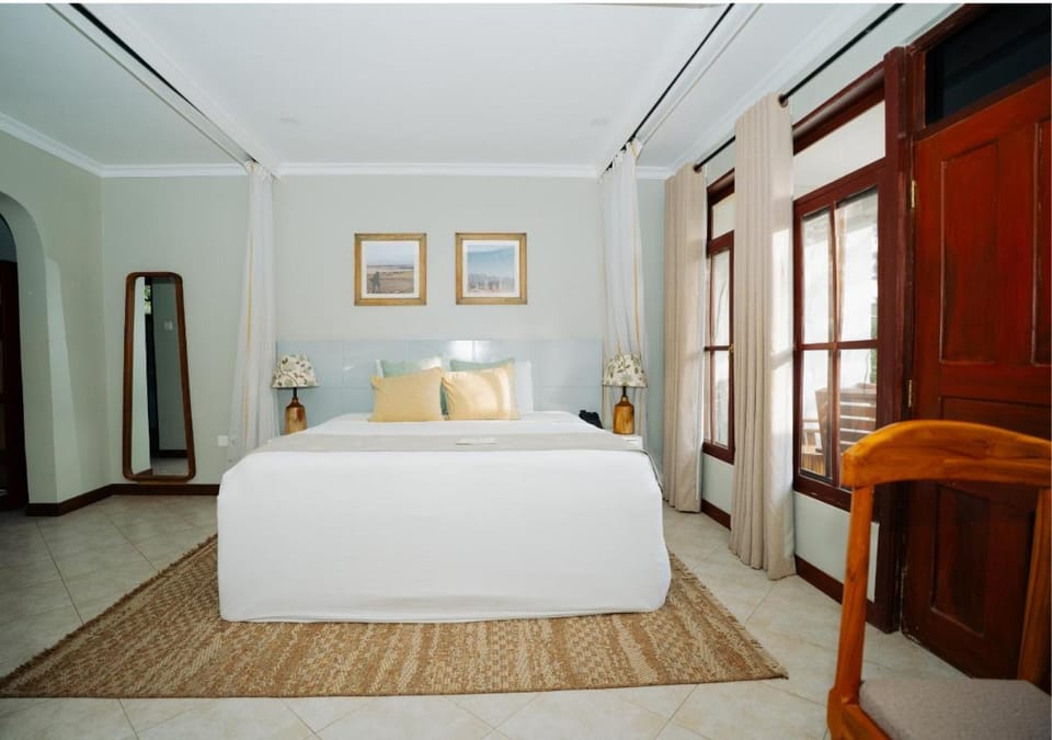 Bed, Decorative detail, Bedroom