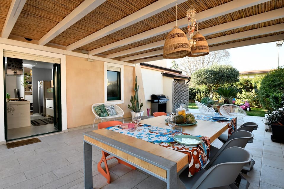 Dining area, Lunch, Lunch