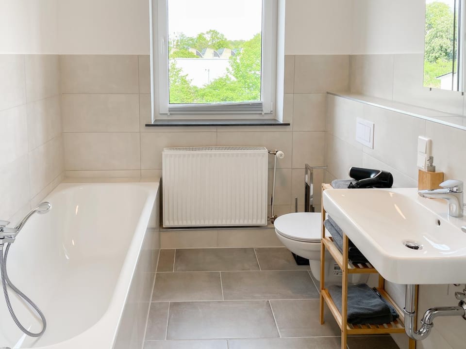 Toilet, Bathroom, Bath