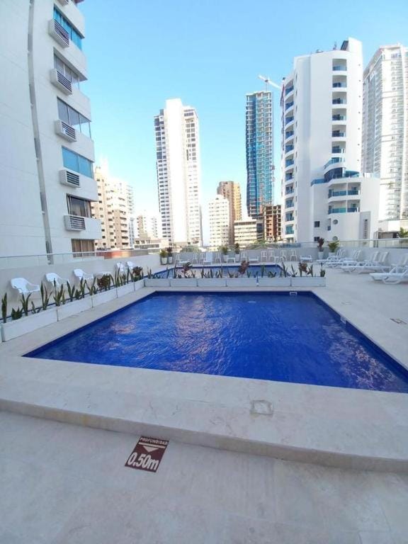 Day, Swimming pool, sunbed