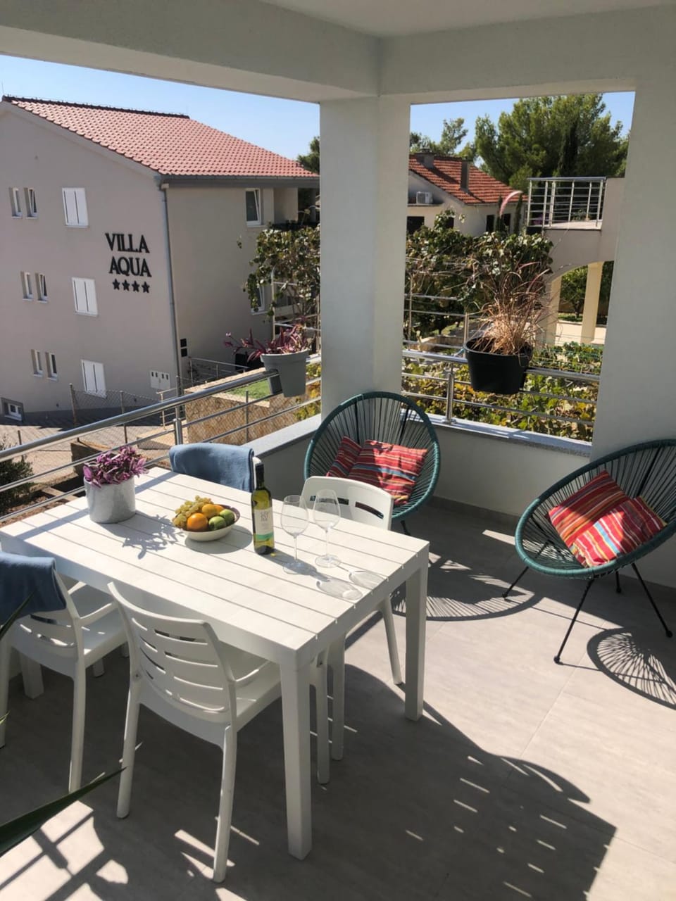 Villa Dani Sea & Pool Apartments Apartment in Okrug Gornji
