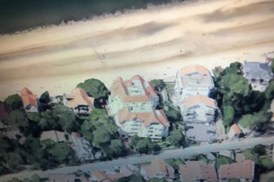 Neighbourhood, Natural landscape, Bird's eye view, City view, Sea view, Street view
