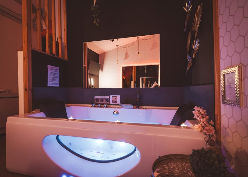 Hot Tub, Spa and wellness centre/facilities, Bath