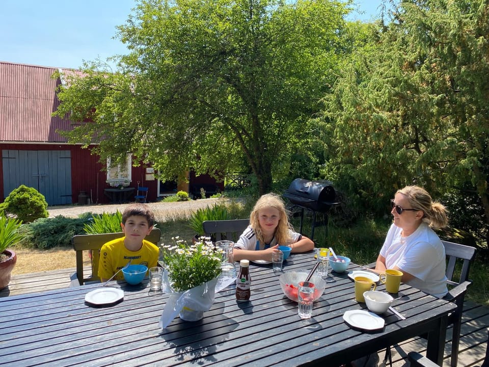 Finas Torpgård B&K Bed and Breakfast in Västra Götaland County