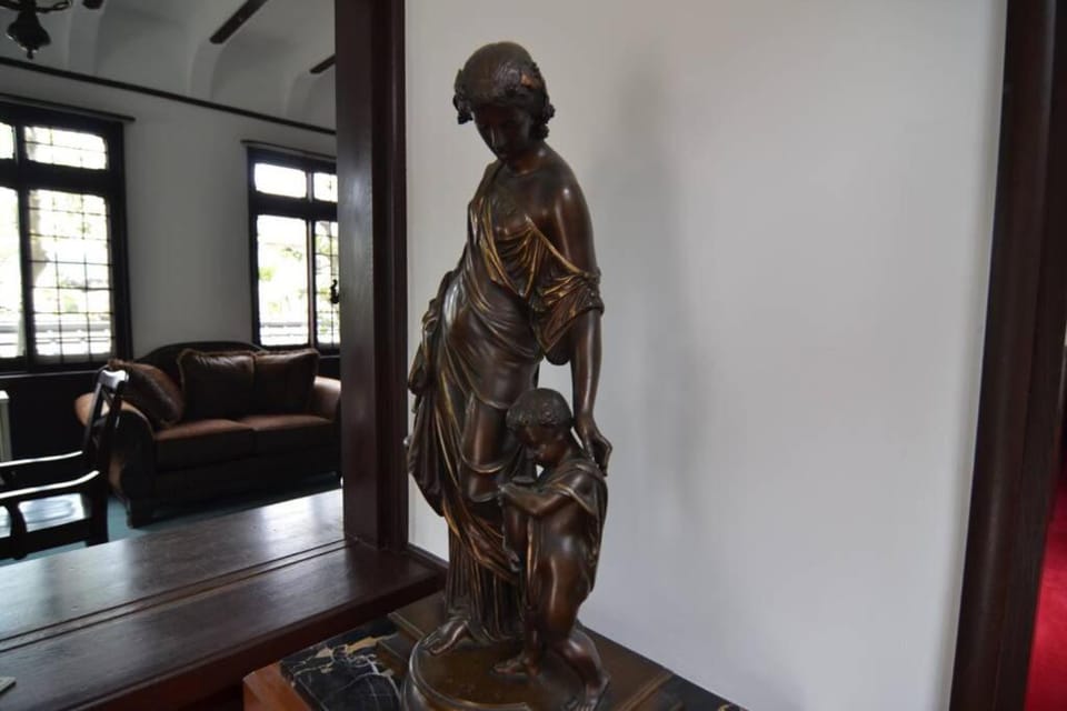 国登録有形文化財春陽荘貴賓館 House in Hyogo Prefecture