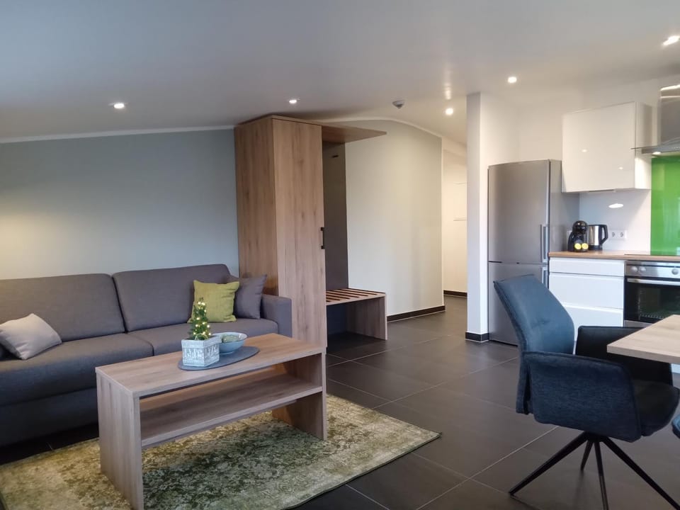 Kitchen or kitchenette, Living room, Seating area