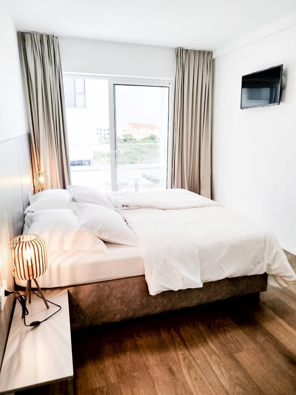 VILLA CALA, Hotel Rooms&Apartments Bed and Breakfast in Novalja