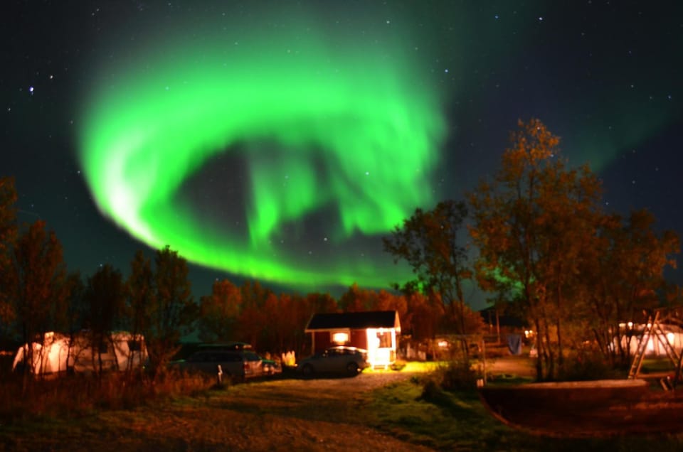 Bungalåven Lodge AS Campground/ 
RV Resort in Troms Og Finnmark
