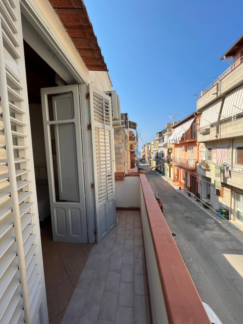 Property building, Street view