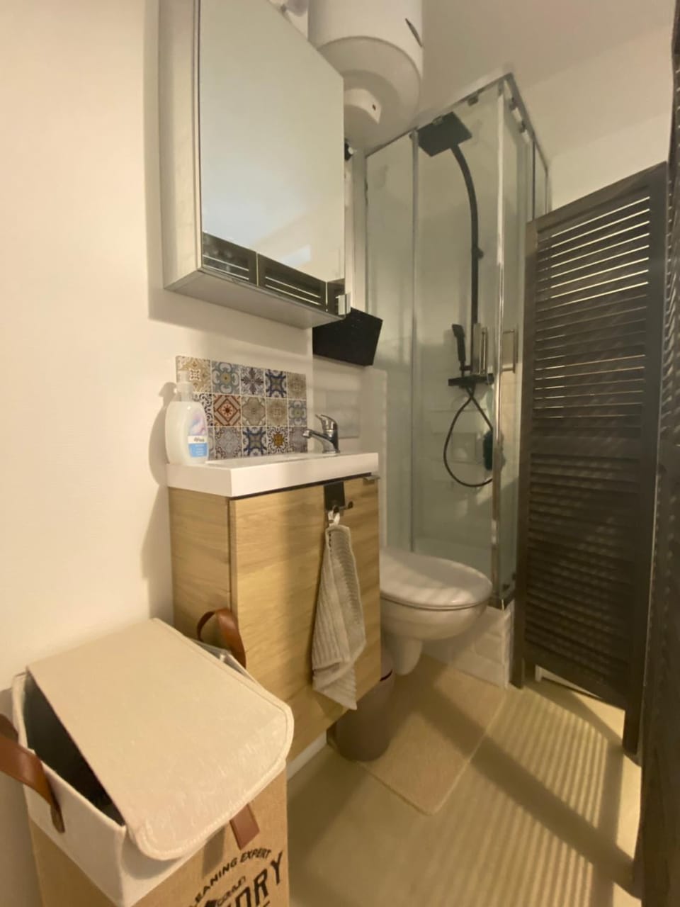 Shower, Bathroom