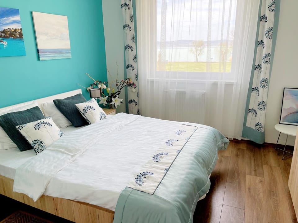 Vízpart Honvéd Apartman Apartment in Hungary