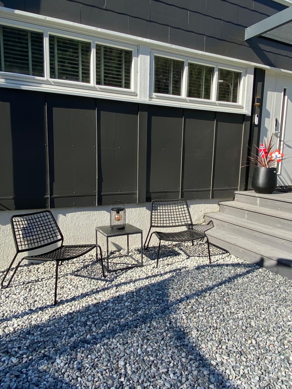 Patio, Seating area