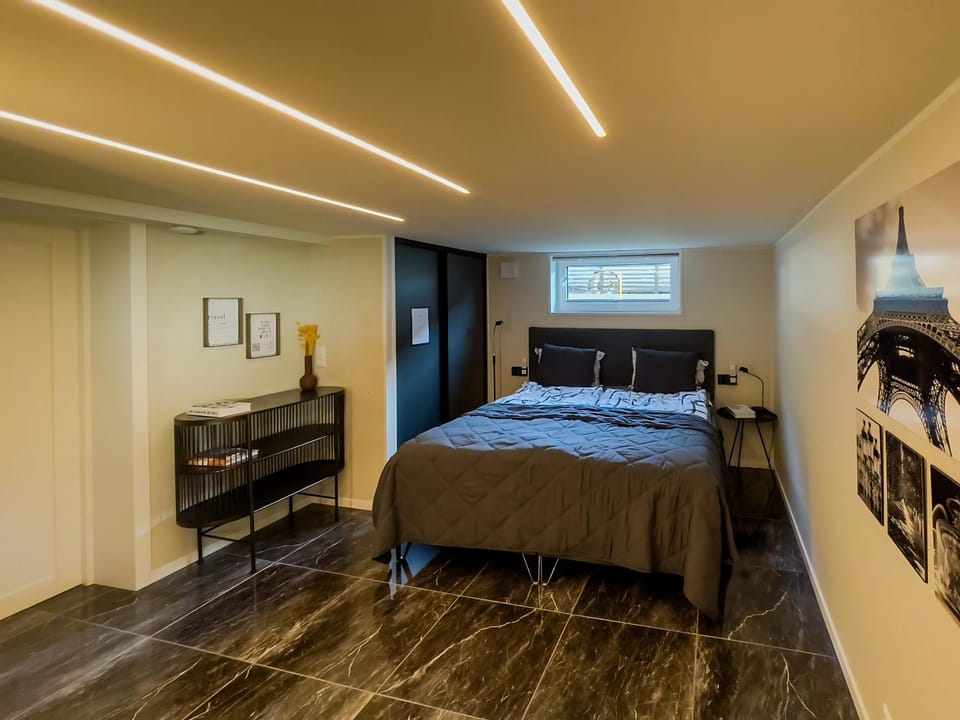 Bed, Decorative detail, Decorative detail, Bedroom