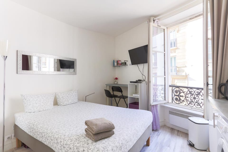 RASPAIL Cozy Flat Apartment in Paris
