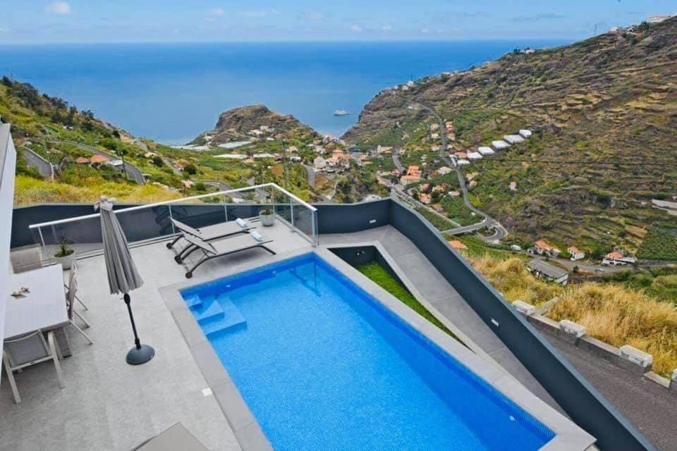 Villa Golden Charm Villa in Madeira District