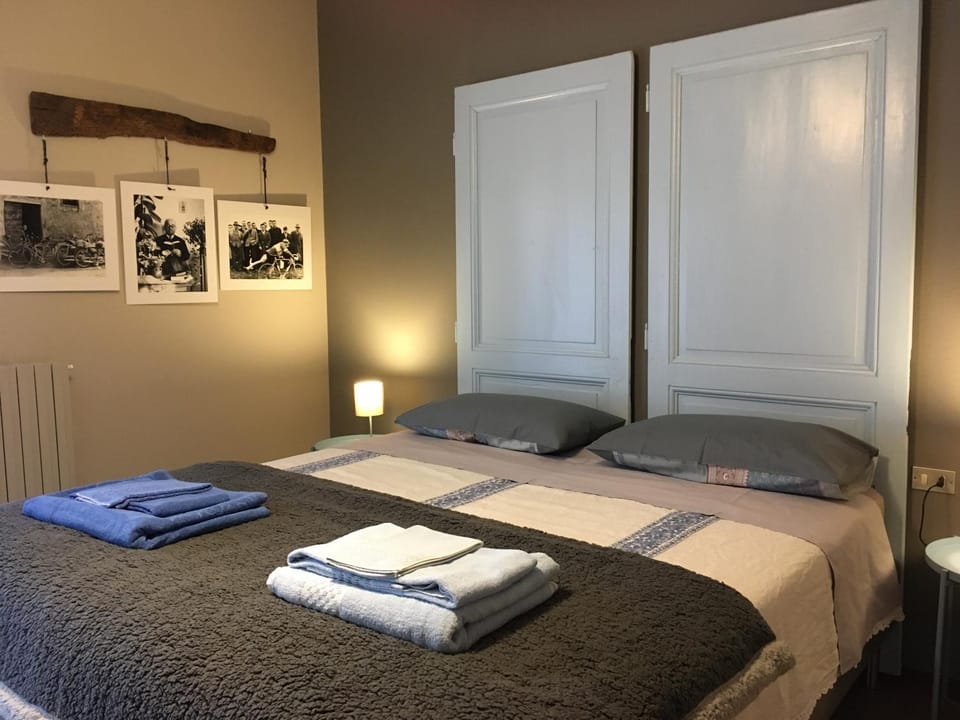 Le Camere di Garibaldi Bed and Breakfast in Piedmont
