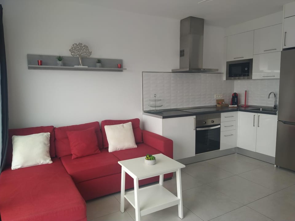 Apartment El Sueño - GREAT SEA VIEWS - infinity POOL - free Wifi- smart TV-Residence Senator Apartment in Costa Teguise