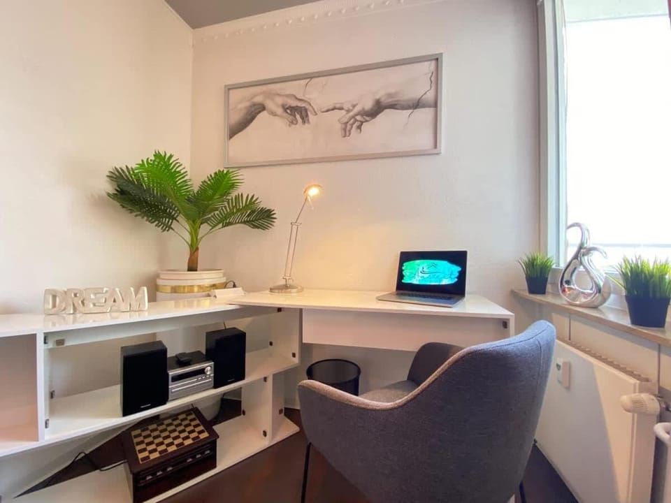 RelaxApartments ABENDSONNE im Herzen des Harzes - ein El Dorado für Wanderer, Biker und Ruhesuchende - mit sonnigem Balkon und Platz für bis zu 3 Personen Apartment in Goslar