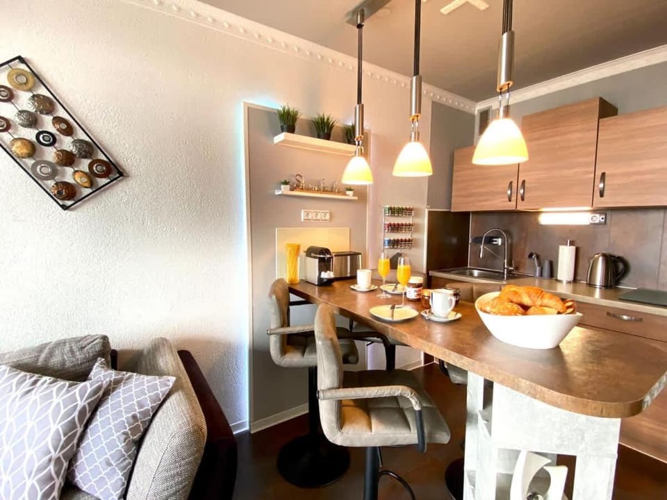 RelaxApartments ABENDSONNE im Herzen des Harzes - ein El Dorado für Wanderer, Biker und Ruhesuchende - mit sonnigem Balkon und Platz für bis zu 3 Personen Apartment in Goslar