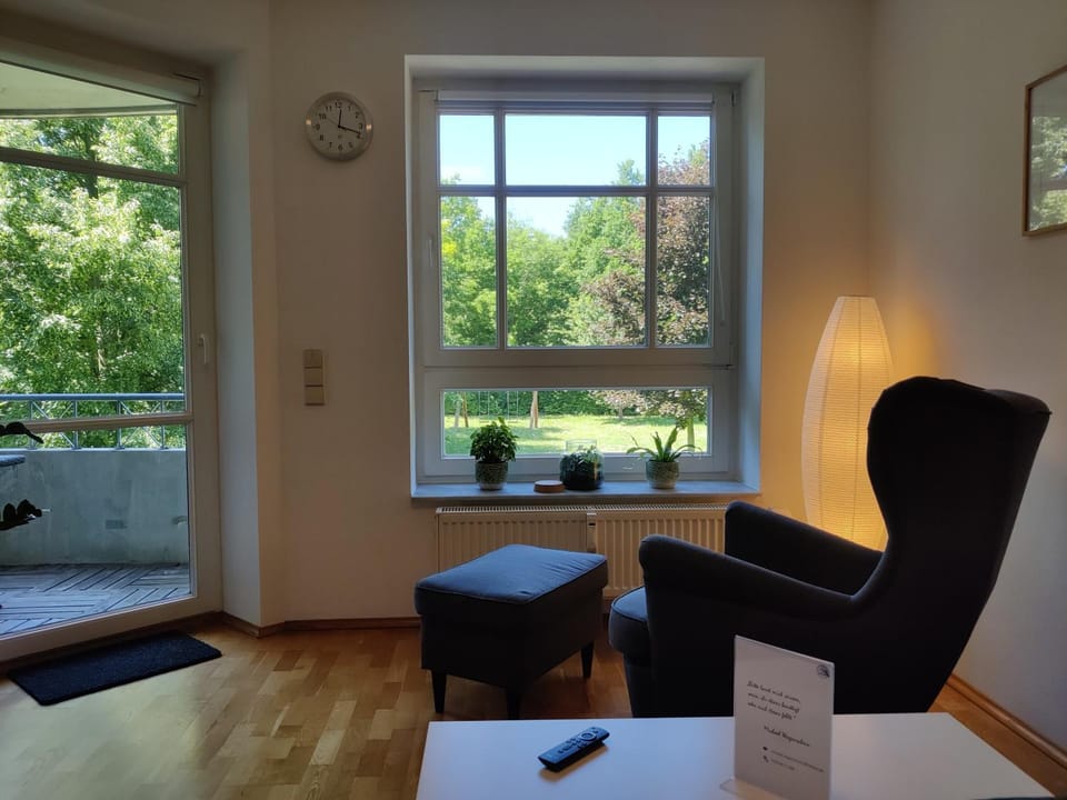Wohlfühl-Wohnung in gehobener Gegend Apartment in Magdeburg